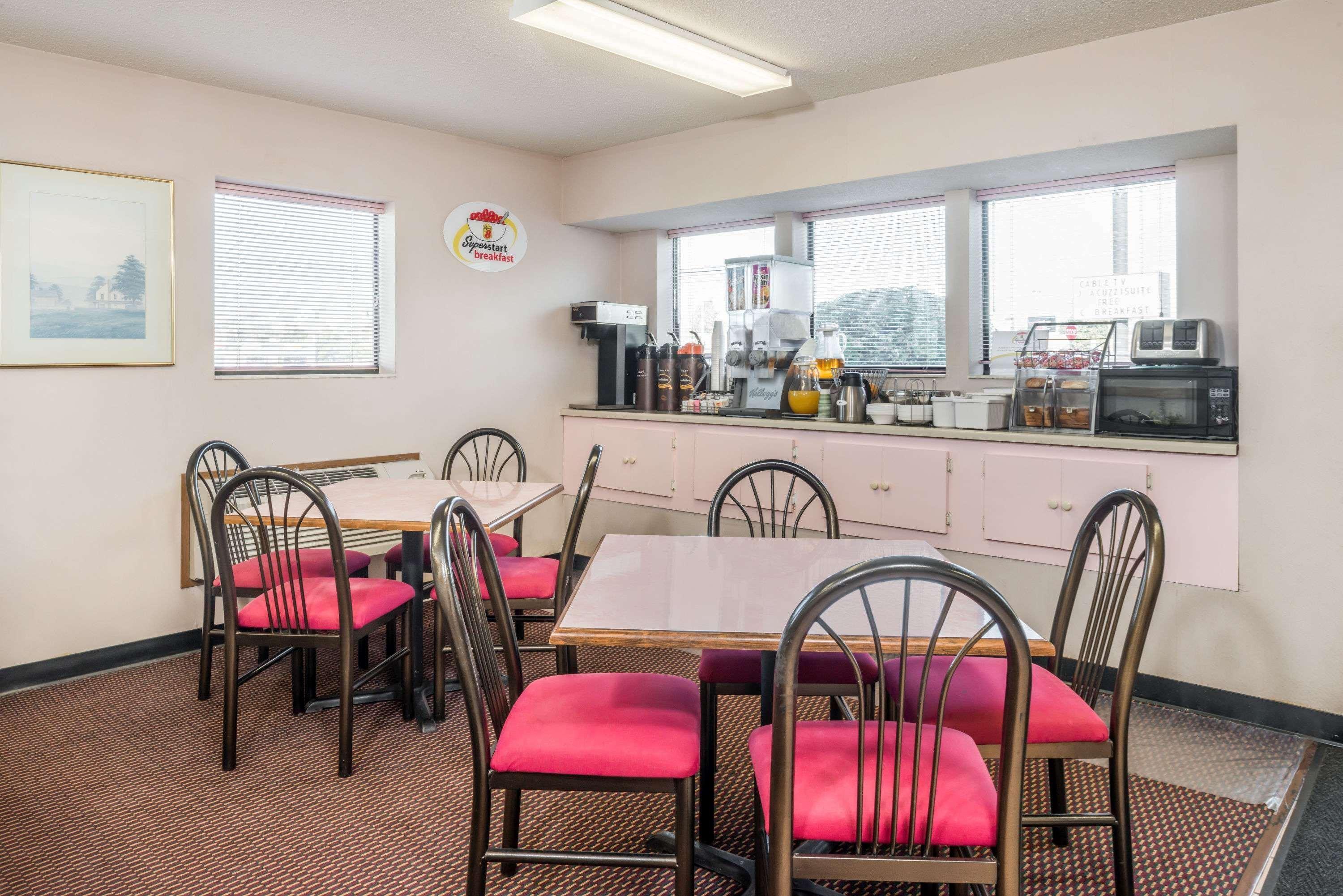 Super 8 By Wyndham Du Quoin Hotel Buitenkant foto