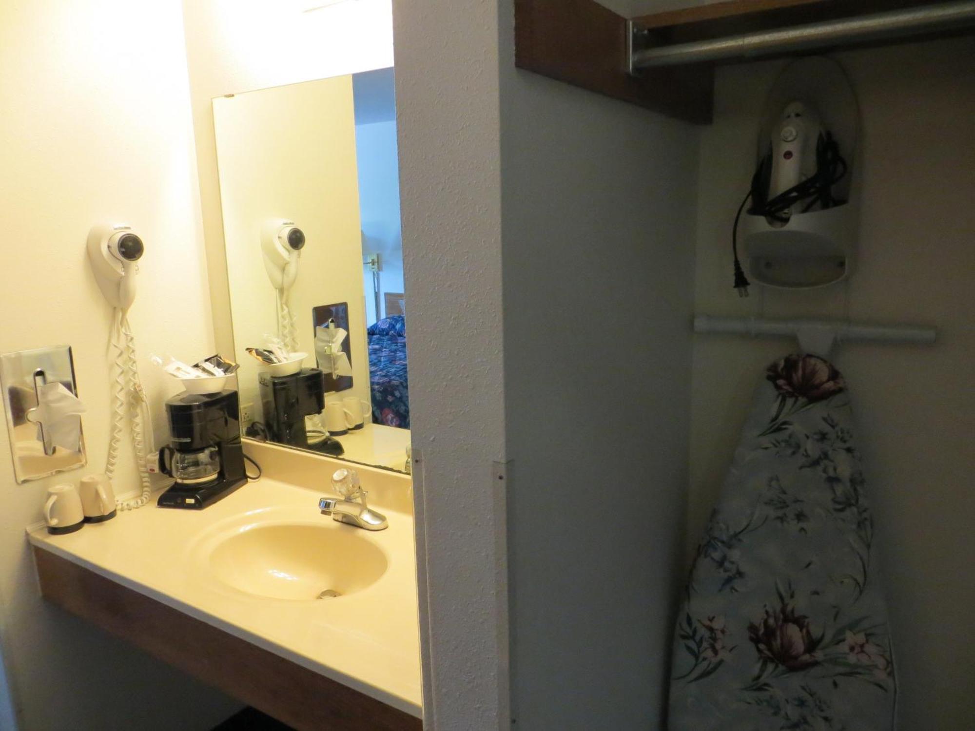 Super 8 By Wyndham Du Quoin Hotel Kamer foto
