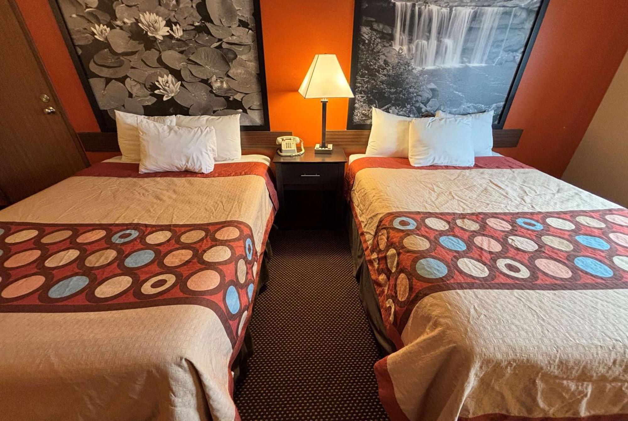 Super 8 By Wyndham Du Quoin Hotel Buitenkant foto